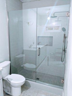 Want a smooth looking shower door with no clamps? Here you go! Get your shower door now at www.MalibuGlassMI.com