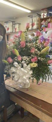 Beautiful Flower arrangement to bring to a funeral viewing.