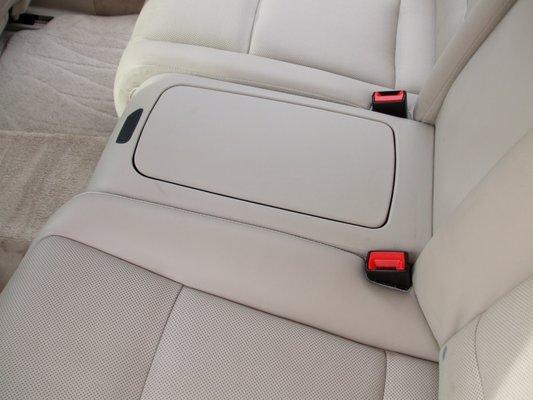 Rear Seat Console