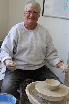 ClayFox Pottery School - learning to throw pots on the potters wheel