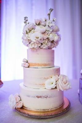 Cake for days! This lemon almond buttercream naked cake was the perfect finishing touch for our client's wedding!