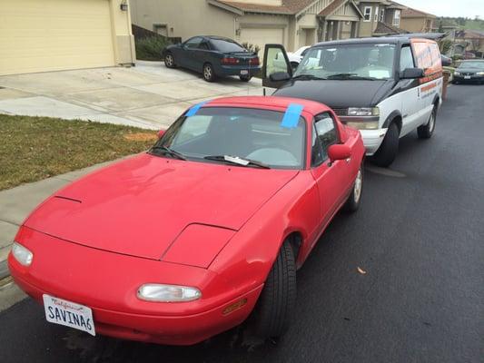 1990 Mazda Miata windshield we did in Benicia.