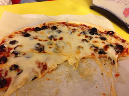 Black olive pizza