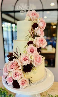 Custom Wedding Cakes