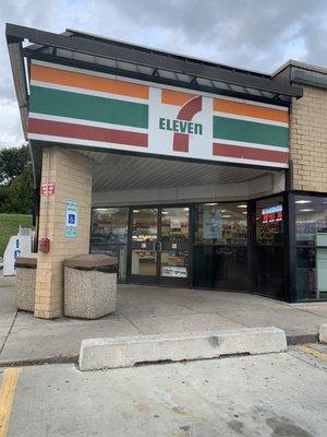 7 11 off Briggs street in joliet