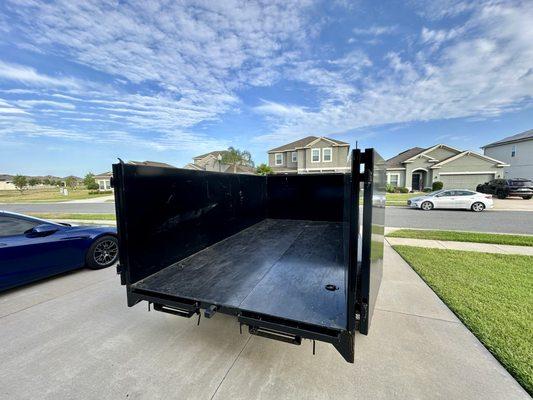 Dumpster delivered, clutter's days are numbered! Ready to load up and clear out in Altamonte, FL. Let's make space for something better