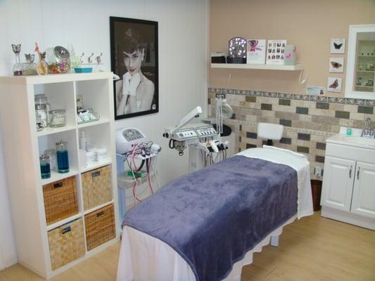 Facial Treatment Room