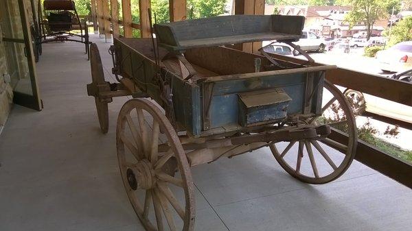 buckboard wagon