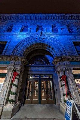 The Market Arcade building glows during the holiday season!