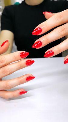 Red nails