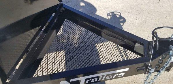 B&A Trailer
8 Ton Tilt
20' Long, 16' Tilt, 4' Stationary
17.5" Tires and Wheels
True 8K Axles