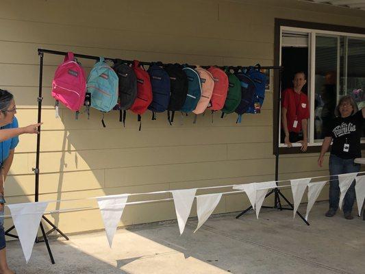 08/18/18: FREE BACKPACKS with School Supplies (Thank you NW Life Church)