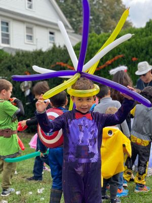 Balloon hat