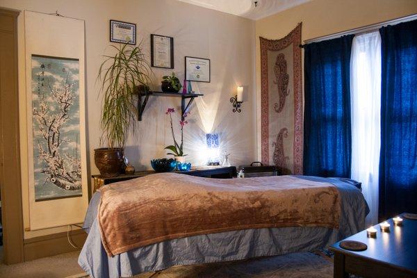 Heated massage table, steam towels, hot stones, soft lighting and music to enhance your flourishing wellness.