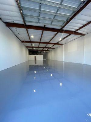 Solid comercial floor