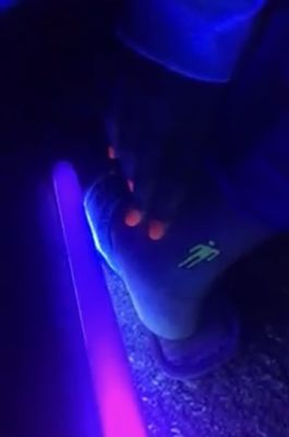 GLOW IN THE UV LIGHT !!!