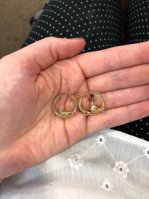 I couldn't say no to these cat gold hoop earrings from the consignment case!