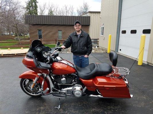 Dan, picked up his new Road Glide Custom.  Thanks Dan!!