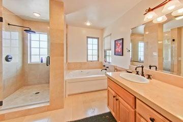 Captain's Quarter's Master Bathroom