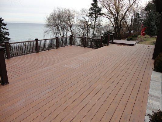 Timbertech Deck and Handrails overlooking Lake Michigan. Built on the cliff with full view Spa open seating.