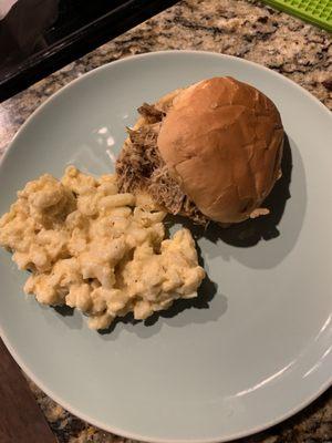 Pull Pork BBQ Sandwich with Mac and Cheese