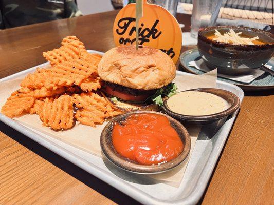 10/2023 La Jolla Burger w/ tomato, lettuce and pickle side of sweet potato fries