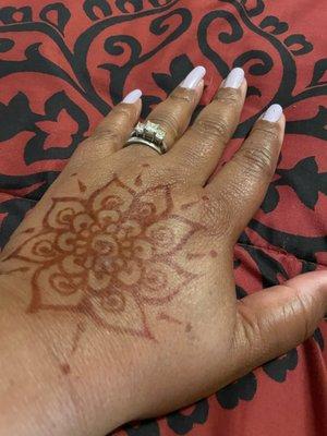 Henna (free hand by Sarah)