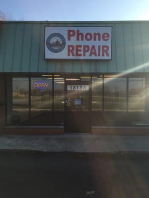 iPhone / iPad / iPod / Samsung Phone Repair Eastpointe / St. Clair Shores / Roseville