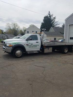 Flatbed towing always available