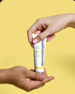 NEW physical spf that protects against blue light (screen time) that breaks down your skin and causes damage as well as UVA/UVB