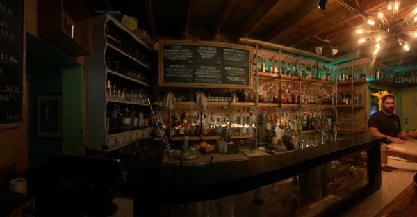 Bar in pano