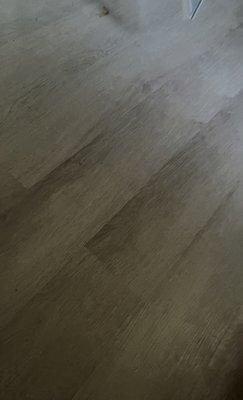 Floating laminate flooring