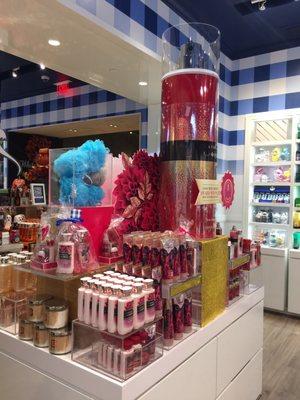 Bath & Body Works {Hillsdale Mall}.