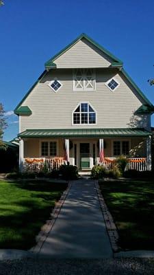 Barn Anew Bed & Breakfast in the fall...picturesque every season of the year!