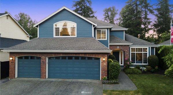 Bothell beauty! Listed and pending in 4 days in the "down market" multiple offers and well over asking! #Bettercallmike