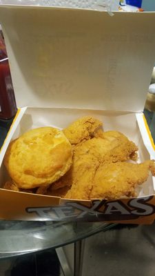 5 piece Tenders with biscuits