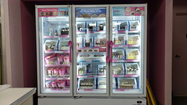 Ice cream cakes and ice cream at your fingertips