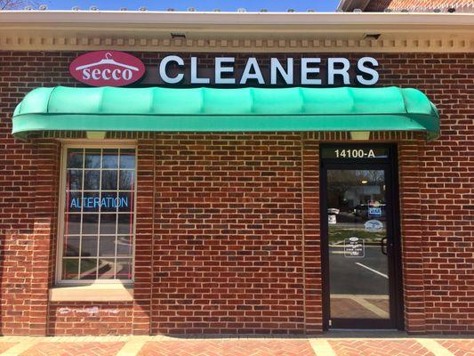 Secco Plus Cleaners