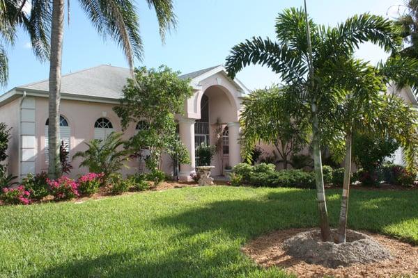 Villa Aqua, a Magnificent traditional Floridian gulf access Villa.