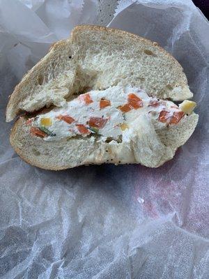 Bagel with vegetable cream cheese