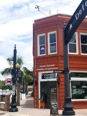 RE/MAX Elite Realty Located In Downtown Dunedin!