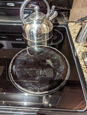 Garren's "professionally cleaned and thoroughly inspected" stove top.