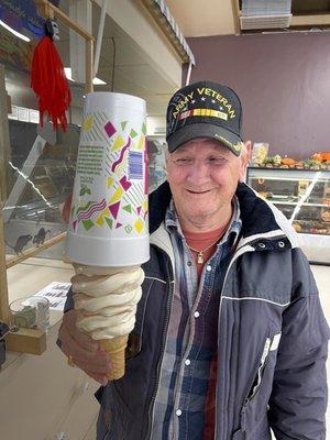 Veterans dream ice cream!