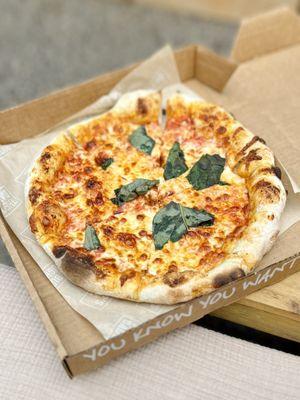 Margherita pizza