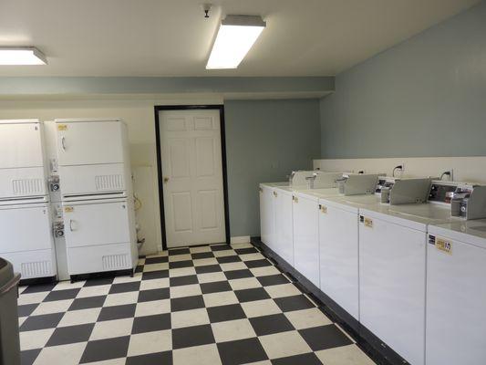 Laundry Room open 24/7