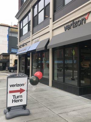 Welcome to the Verizon in South Boston