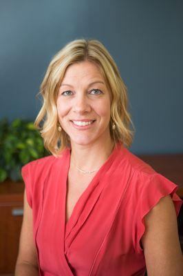 Heather E. Gunnarson, MD practices at IGO Medical Group, AMC