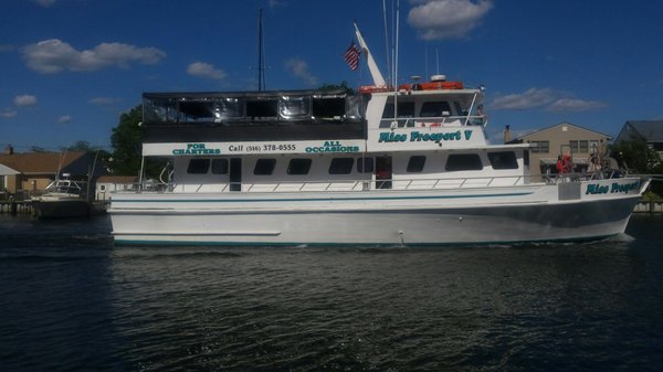 Fishing boat heading out