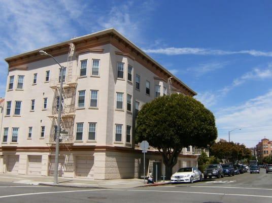 J&R Construction and Painting, LLC located San Francisco, CA