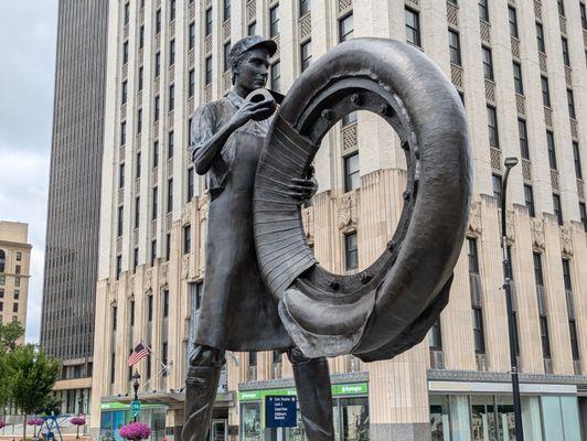 Akron Rubber Worker Sculpture